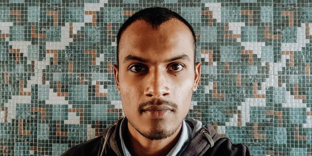 balding man on the forehead