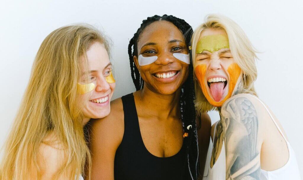 3 ladies smiling